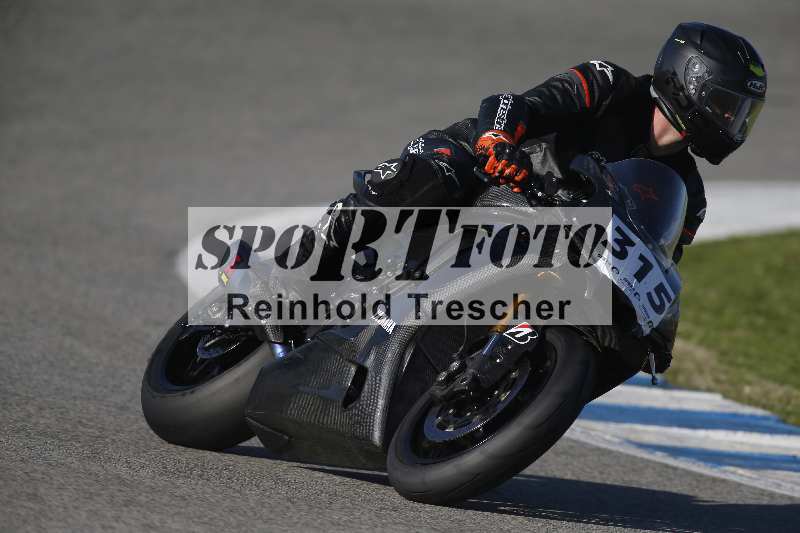 /Archiv-2024/02 29.01.-02.02.2024 Moto Center Thun Jerez/Gruppe gruen-green/315